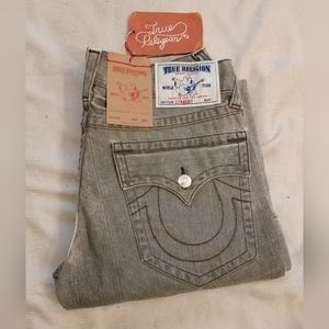 TRUE RELIGION MEN'S ZIP FLY DISTRESSED GRAY STRAIGHT JEANS SIZE 34 X 35 NWT